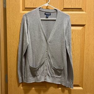 Women’s V-Neck Cardigan